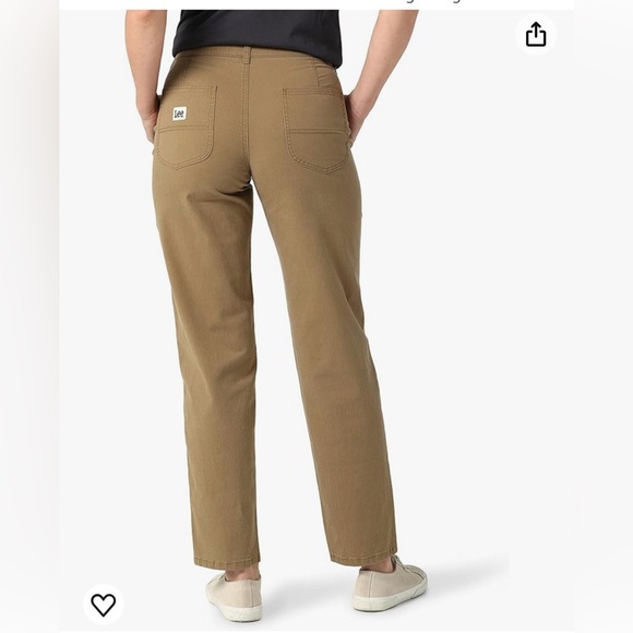 NWT Lee Women’s Ultra Lux Mid Rise Relaxed Straight Leg Pants. - Picture 3 of 5
